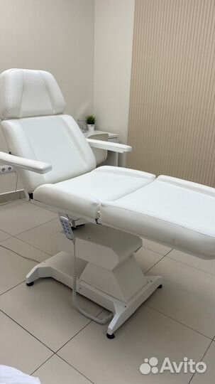 Косметологическое кресло с электроприводом бу