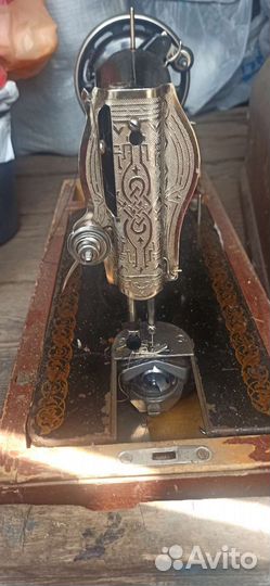 Швейная машина