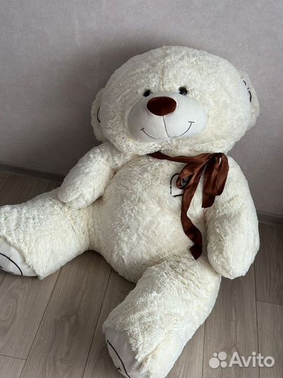 Плюшевый медведь