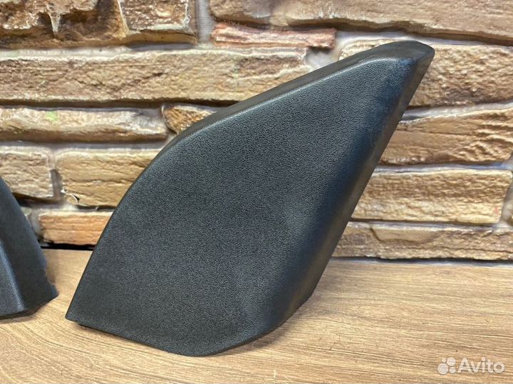 Накладка крепления зеркала Лада X-Ray GAN330 21179