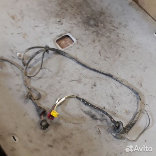 Проводка под правое крыло Фольксваген Пассат Б5