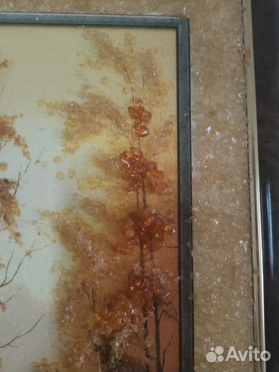 Картина Осень с янтарём