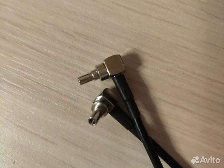 Пигтейл CRC9(male) -F (female), длина 250мм