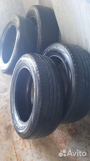Bridgestone Ecopia H/L 422 Plus 215/60 R17