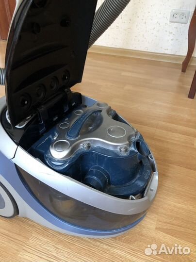 Пылесос водяной