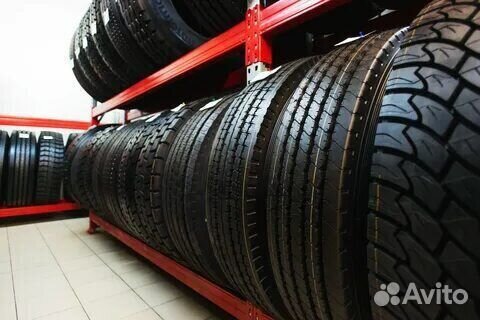 Westlake SA37 215/55 R17