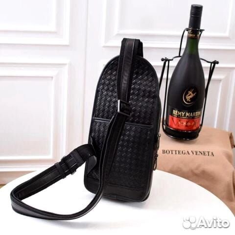 Мужская кожаная сумка Bottega Veneta sling