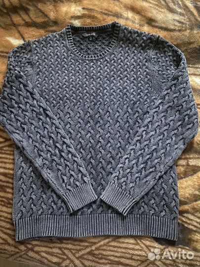 Свитер мужской XL.Adam Levine США