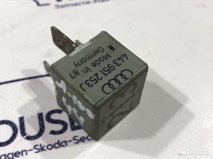 Реле Audi 100 1994