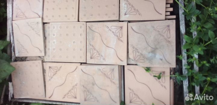 Плитка напольная