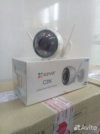 Умная Wi-Fi камера видеонаблюдения