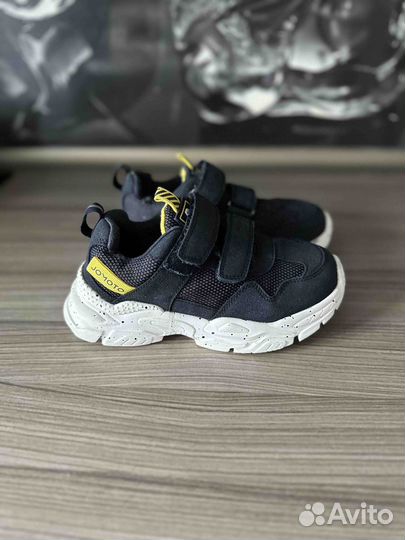 Кроссовки jomoto 33