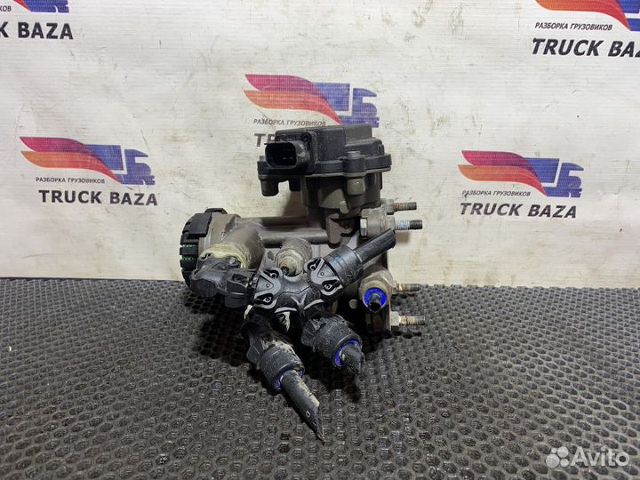 7421327354 Кран управления тормозами прицепа