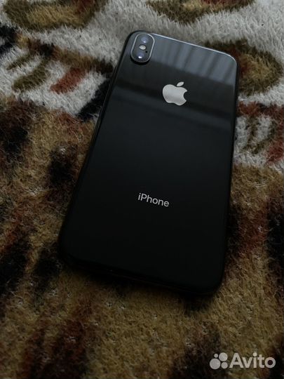 iPhone X, 64 ГБ