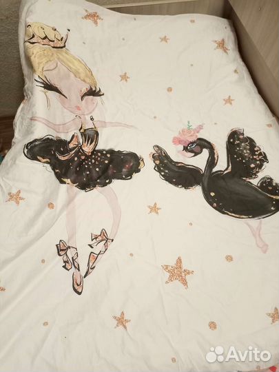 Комплект постельного белья в детскую кроватку