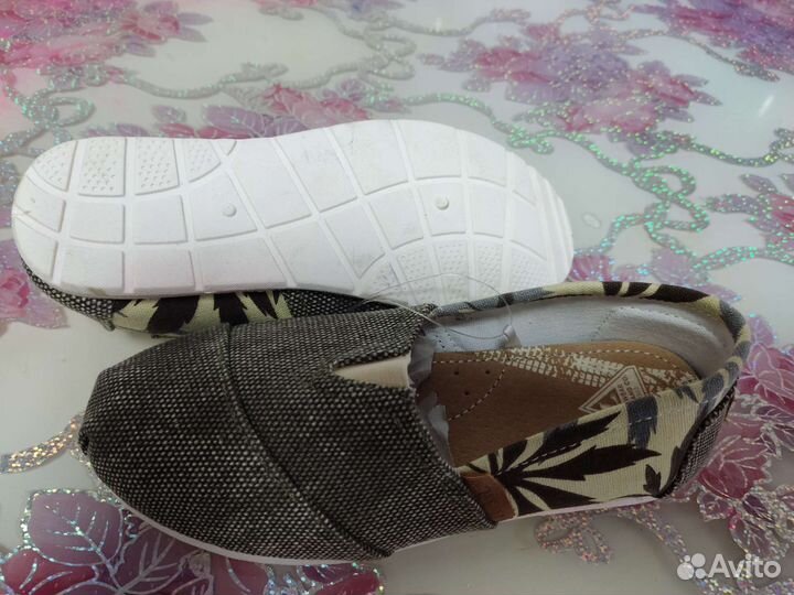 Детская обувь новая