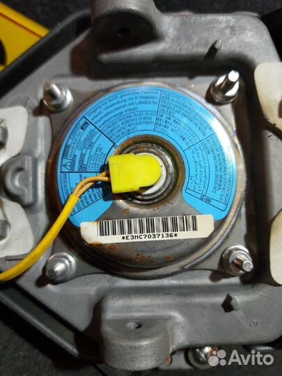 Подушка безопасности в руль Honda Accord 7 K20Z