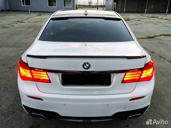 Спойлер BMW 7 F01/02 на крышку багажника 2008-2015