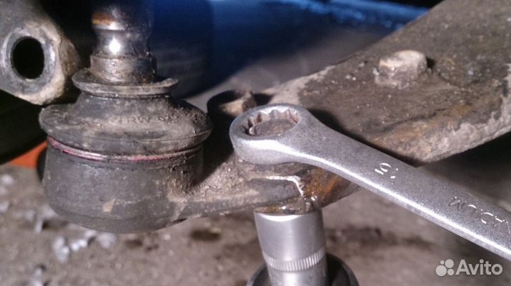Замена шаровой опоры VW Tiguan II 2020-25