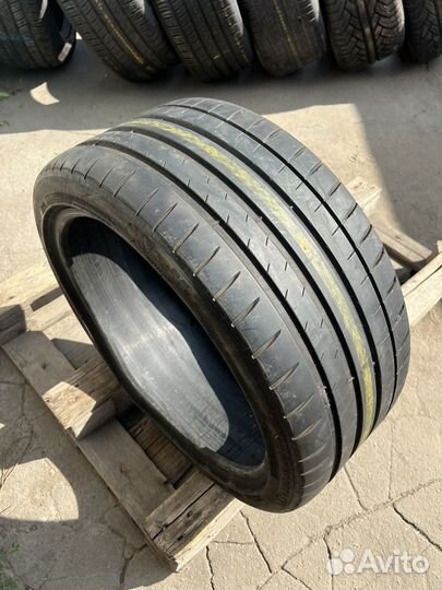 Michelin Pilot Sport 4 S 255/35 R19