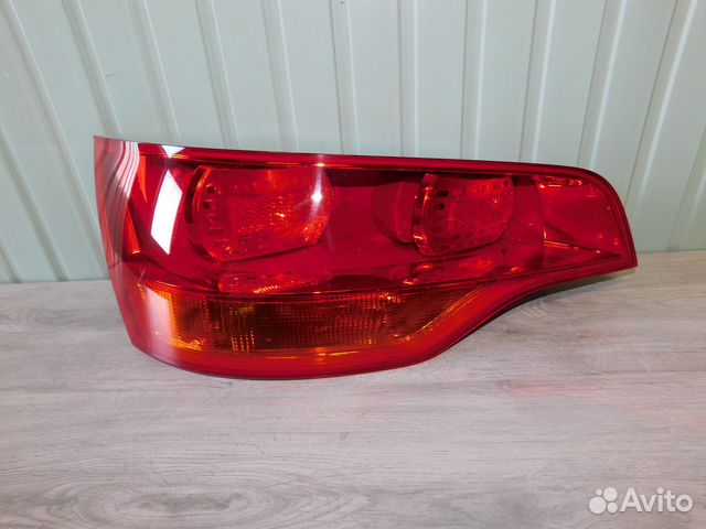Фонарь задний левый Audi Q7 (4L) 2007