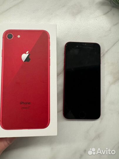 iPhone 8, 64 ГБ
