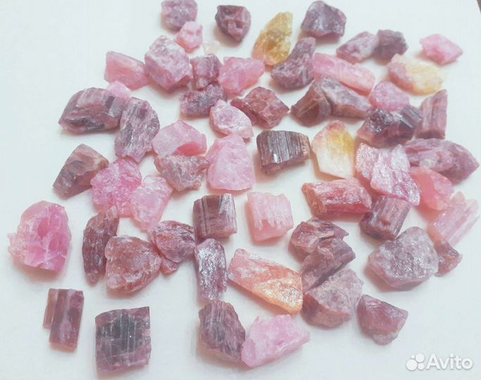 Турмалин розовый руббелит необработанный