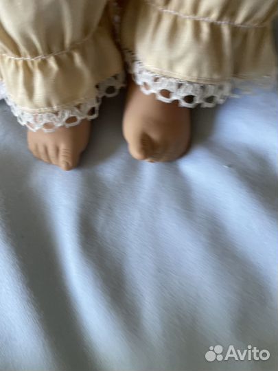 Кукла коллекционная фарфоровая