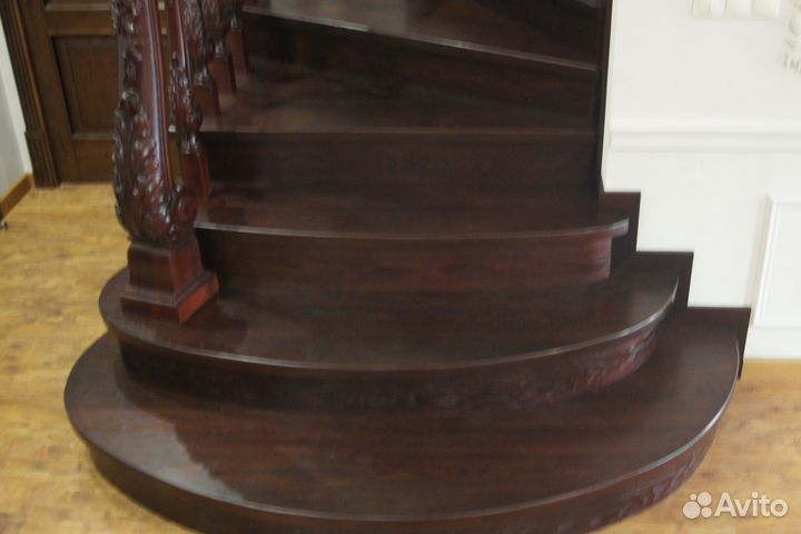 Столяр краснодеревщик