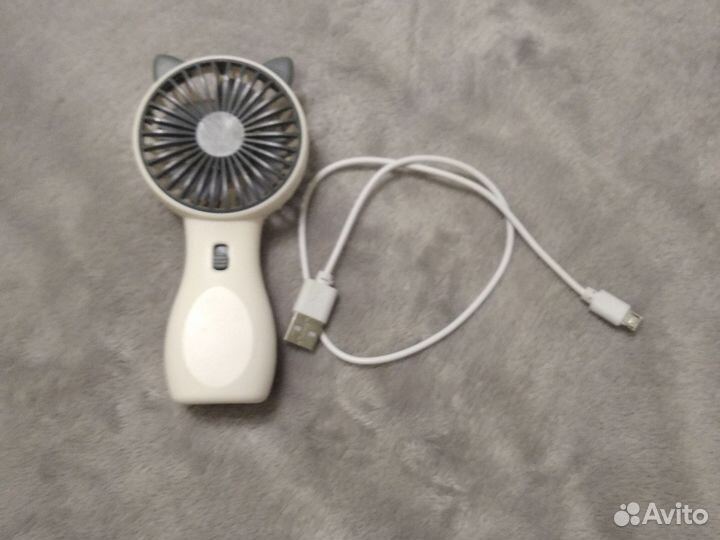 Мини вентилятор с зарядкой