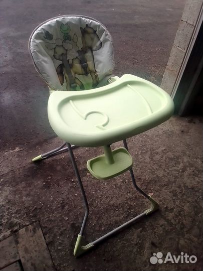 Столик для кормления ребенка