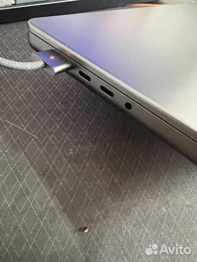 Apple macbook pro 16 m3 pro 18/512