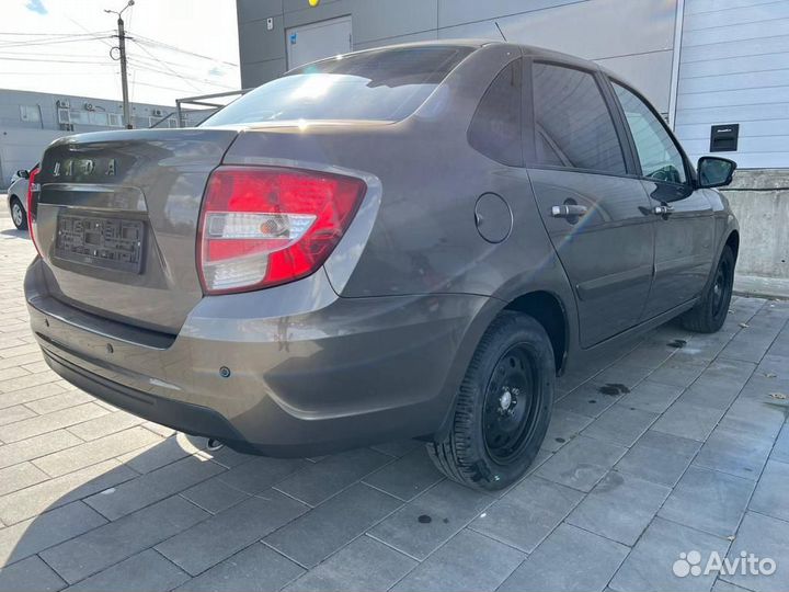 LADA Granta 1.6 МТ, 2020, 48 000 км
