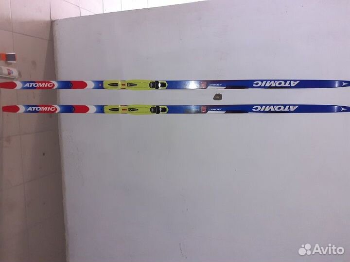 Лыжи atomic + палки+ ботинки