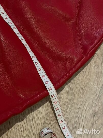 Кожаная юбка карандаш красная