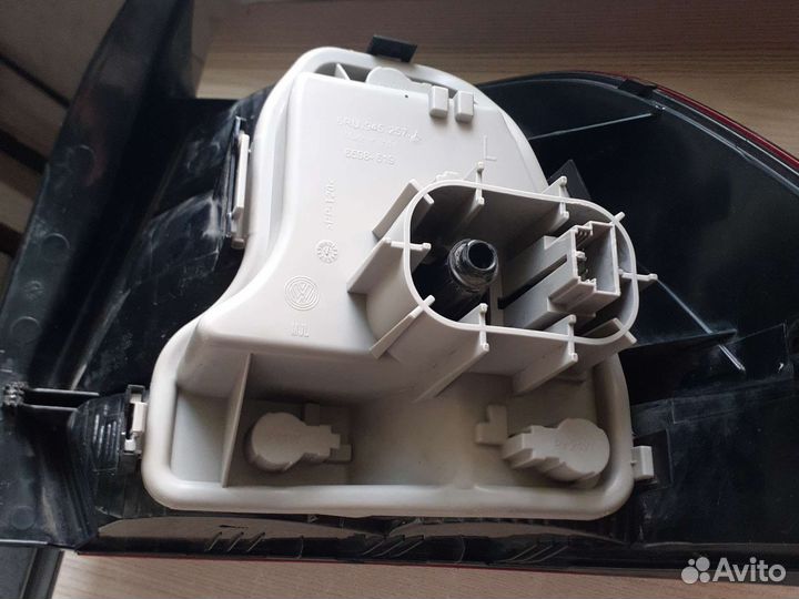 Фары задние поло5