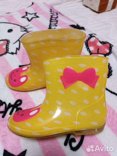 Детские резиновые сапоги