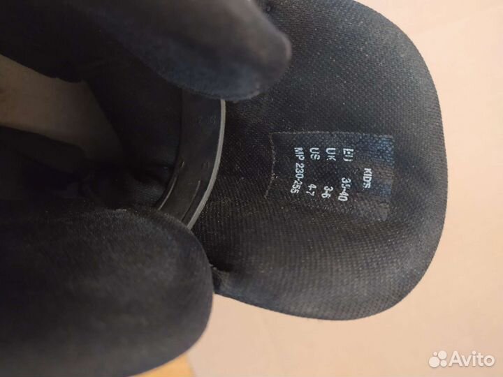 Роликовые коньки Roces