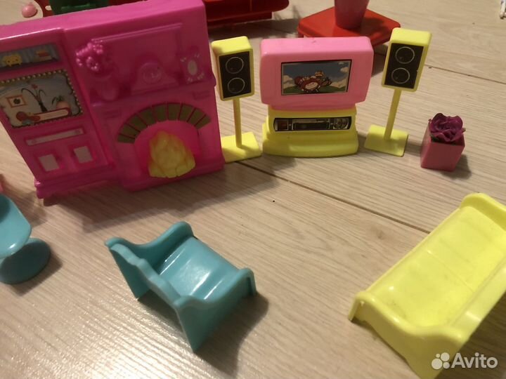 Мебель для кукольного домика