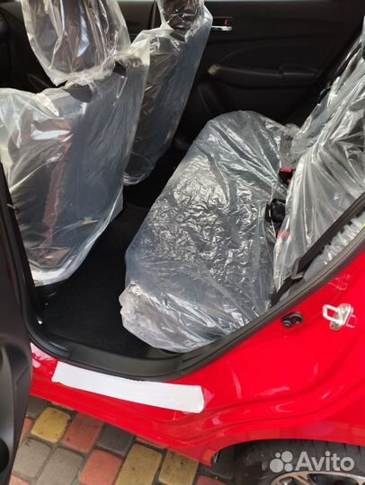 Suzuki Swift 1.2 AMT, 2022, 111 км