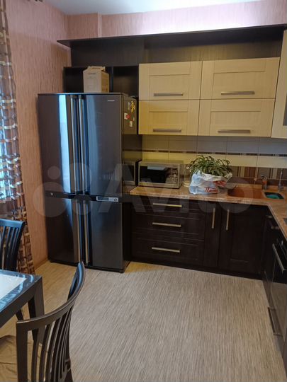 2-к. квартира, 72 м², 6/16 эт.