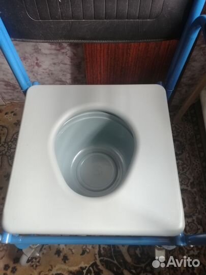 Кресло-коляска RW301 c туалетом