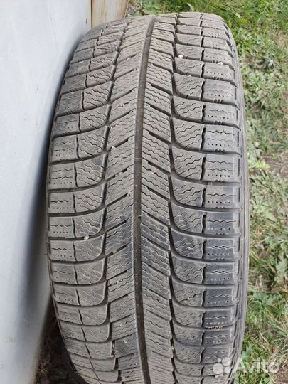 Michelin X-Ice 215/55 R17