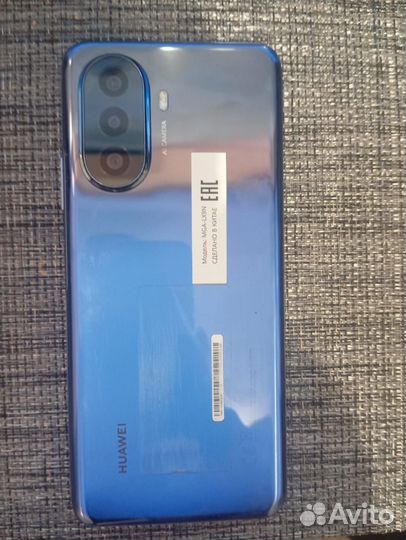 HUAWEI nova Y70, 4/64 ГБ