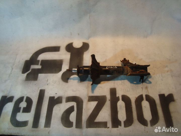 Амортизаторы перед пара Nissan Almera N15 альмера