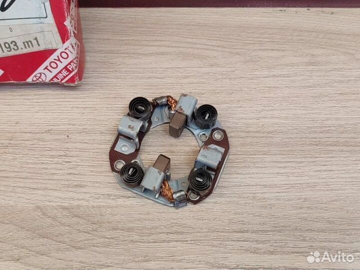 Щеткодержатель стартера Toyota Corolla