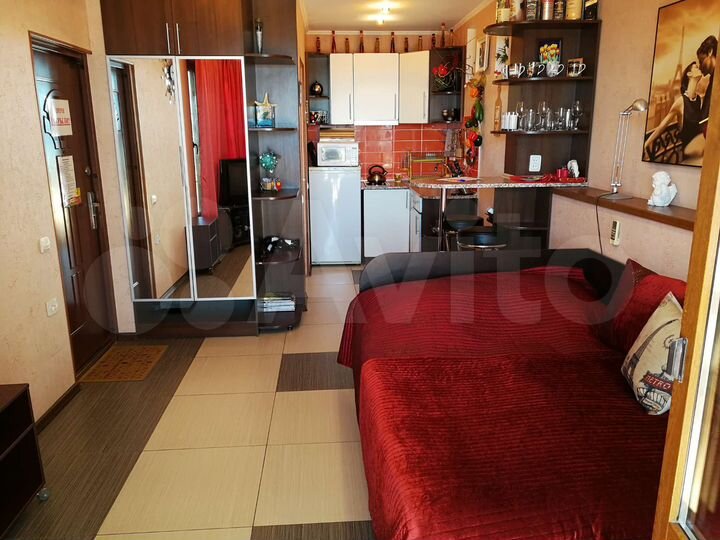 Квартира-студия, 65 м², 3/3 эт.