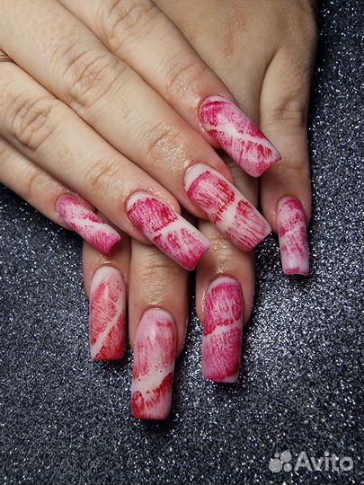 Наращивание ногтей