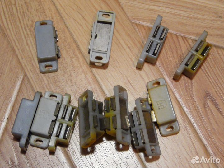 Петли мебельные