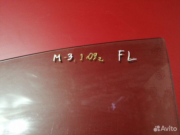 Стекло двери переднее левое Mazda 3 BK 2002-2009